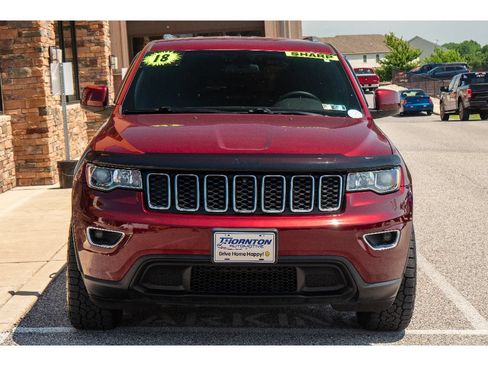 Used 2018 Jeep Grand Cherokee Laredo AWD/4WD image 8