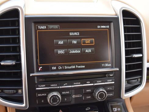 Used 2014 Porsche Cayenne Diesel Platinum Edition AWD/4WD image 65