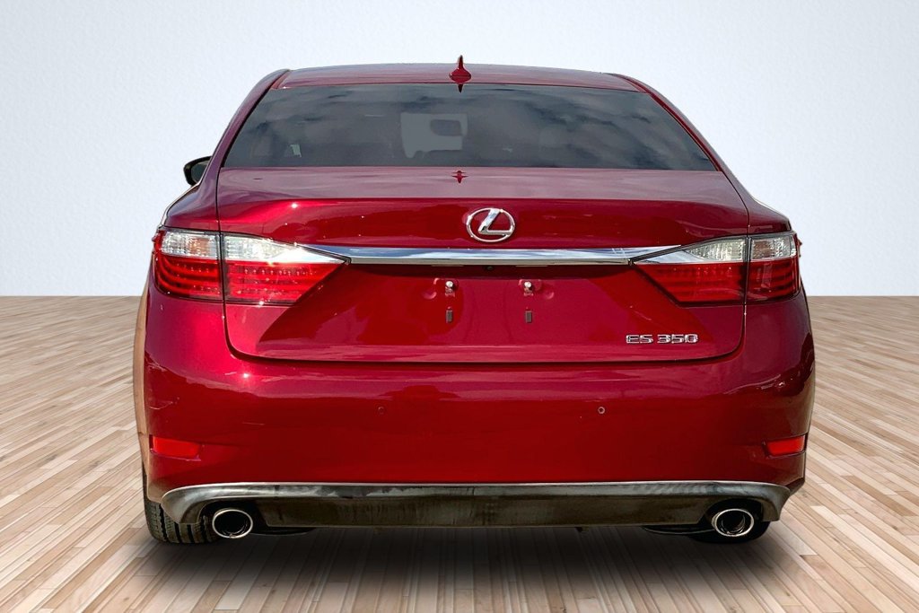 Used 2013 Lexus ES 350 w/ Luxury Pkg FWD image 4
