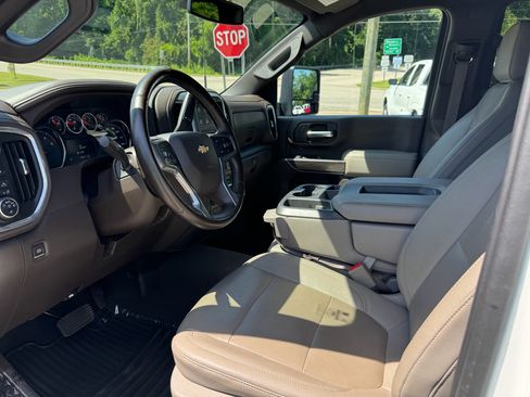 Used 2023 Chevrolet Silverado 2500 LTZ image 15