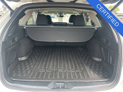 Certified 2025 Subaru Outback Onyx Edition AWD/4WD image 30