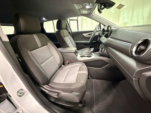 Used 2024 Chevrolet Blazer LT w/ Convenience Package image 28