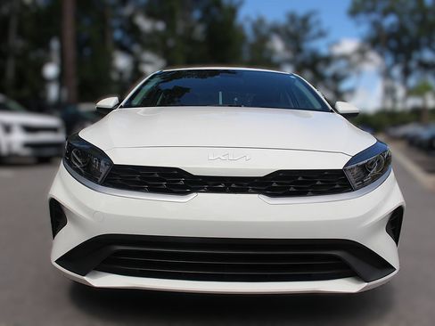 Certified 2024 Kia Forte LX FWD image 12