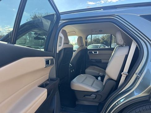 Used 2020 Ford Explorer XLT w/ Equipment Group 202A image 13