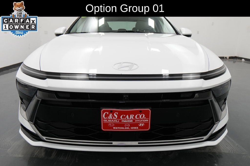 Used 2025 Hyundai Sonata Limited FWD image 2