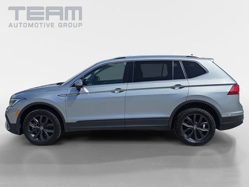 Used 2024 Volkswagen Tiguan SE FWD image 4