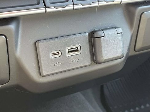 Used 2021 Chevrolet Silverado 1500 Custom AWD/4WD image 29