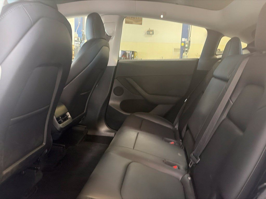 Used 2023 Tesla Model Y 2WD image 8