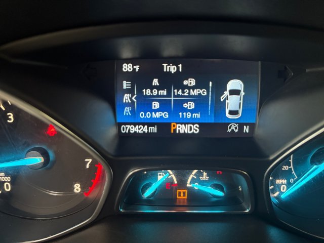 Used 2019 Ford Escape SE AWD/4WD image 2