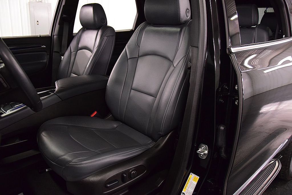 Used 2024 Buick Enclave Essence w/ Experience Buick Package AWD/4WD image 29