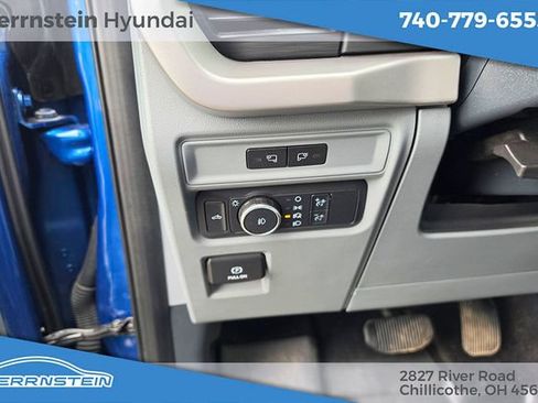Used 2022 Ford F150 XLT w/ Trailer Tow Package AWD/4WD image 11