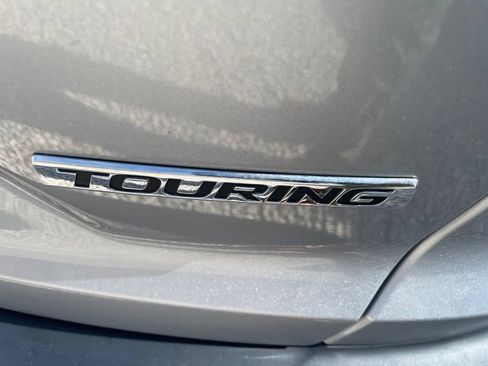Used 2018 Honda CR-V Touring image 23