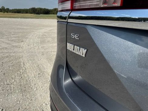 Used 2025 Volkswagen Atlas SE FWD image 7