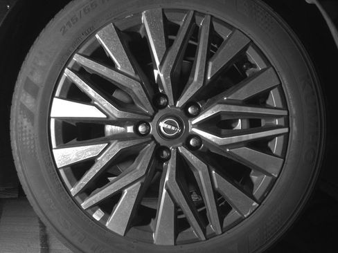 Used 2025 Nissan Altima 2.5 SV image 13