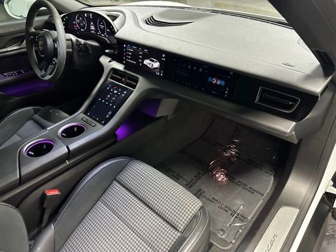 Used 2025 Porsche Taycan Sedan 4D image 22