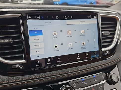 New 2026 Chrysler Pacifica Pinnacle image 34