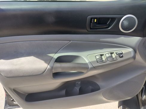 Used 2008 Toyota Tacoma PreRunner RWD image 12