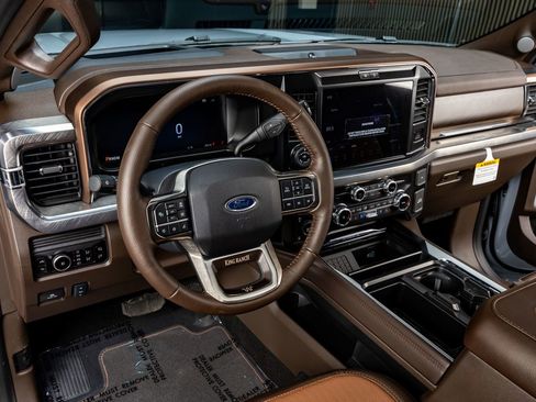 Used 2026 Ford F250 King Ranch w/ Chrome Package image 17