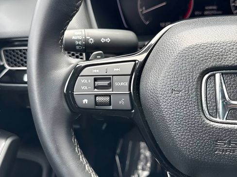 Used 2025 Honda Civic Sport image 13