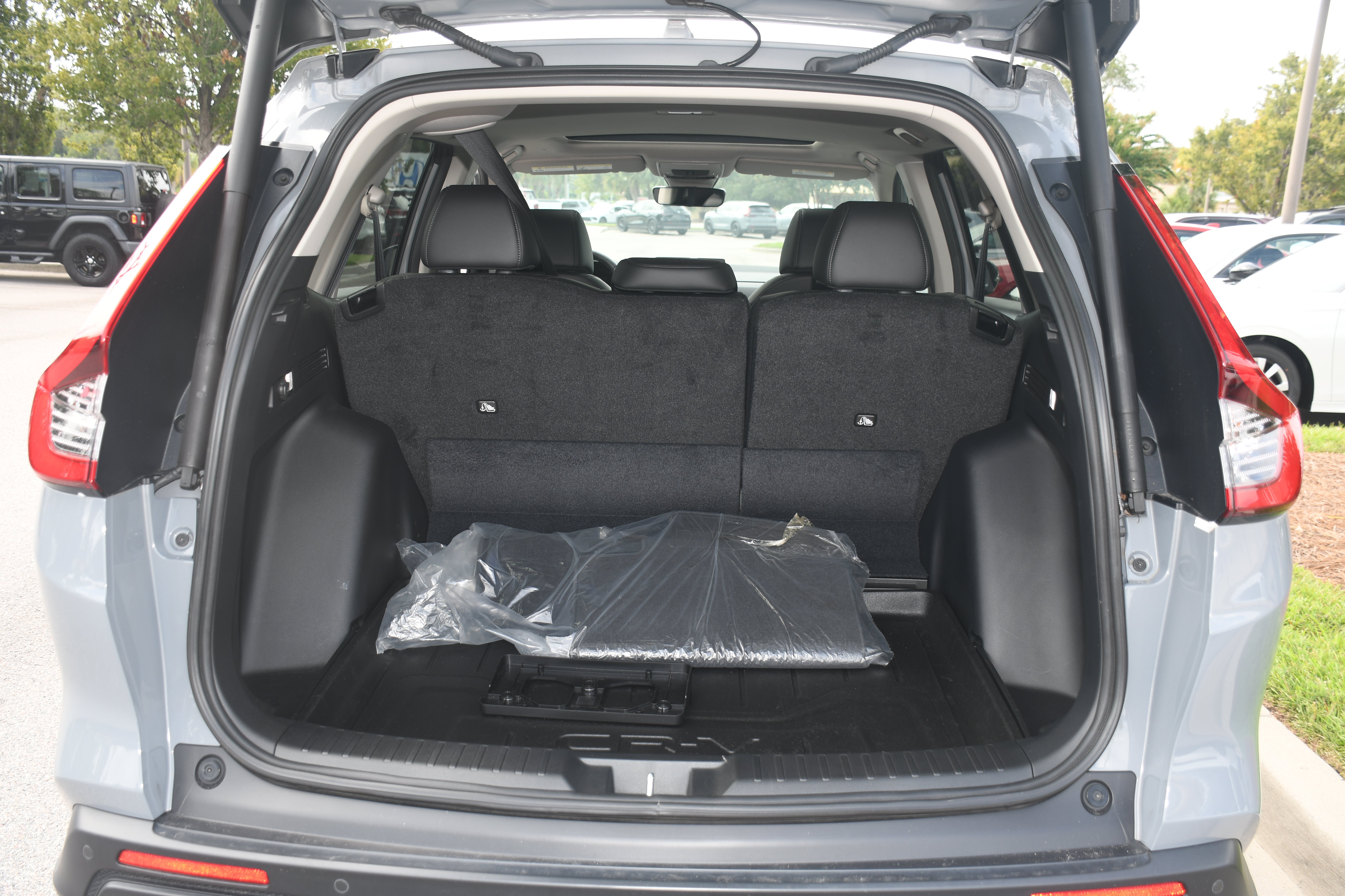 Used 2024 Honda CR-V EX-L image 19