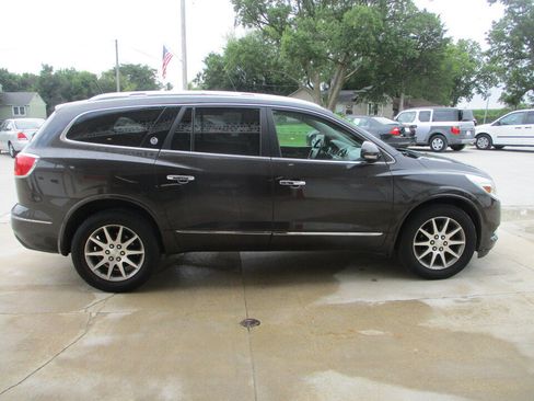 Used 2017 Buick Enclave Leather AWD/4WD image 17