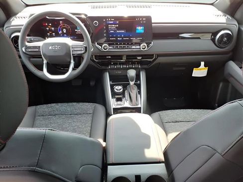 New 2026 Chevrolet Colorado Z71 w/ Technology Package image 12