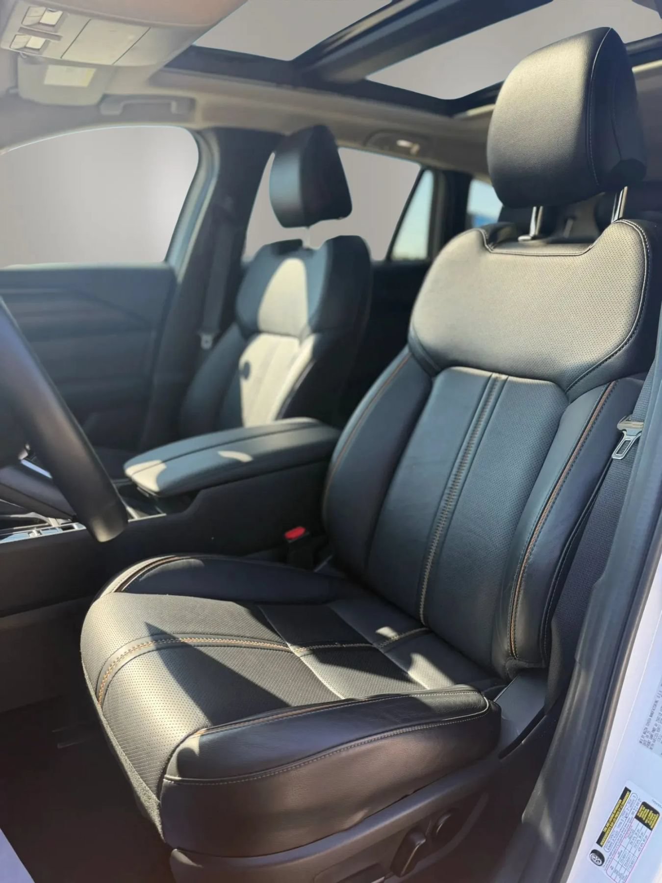 Used 2025 MAZDA CX-50 AWD 2.5 Hybrid w/ Premium Pkg image 10