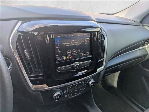 Used 2020 Chevrolet Traverse LS FWD image 23