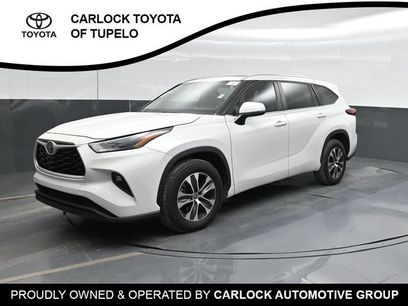 Used 2023 Toyota Highlander XLE
