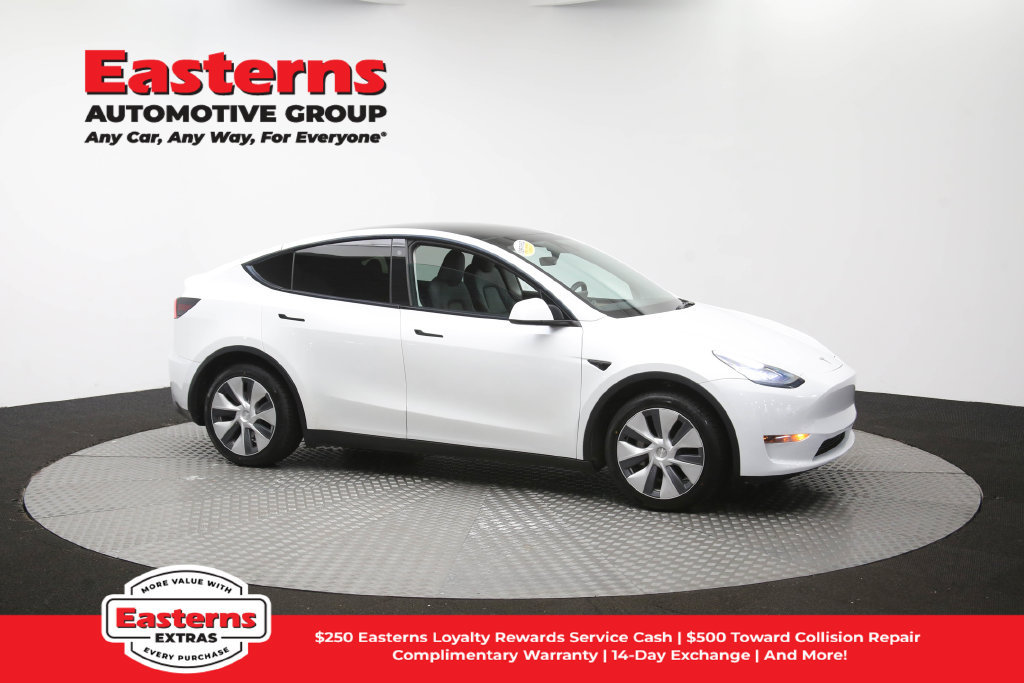 Used 2022 Tesla Model Y Long Range AWD/4WD image 45