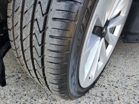 Used 2022 Tesla Model 3 Standard Range image 45