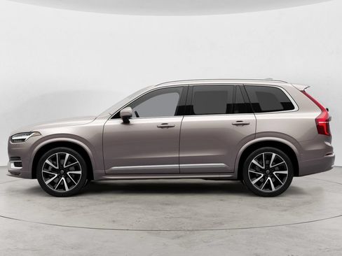 Used 2023 Volvo XC90 B6 Plus w/ Protection Package AWD/4WD image 4