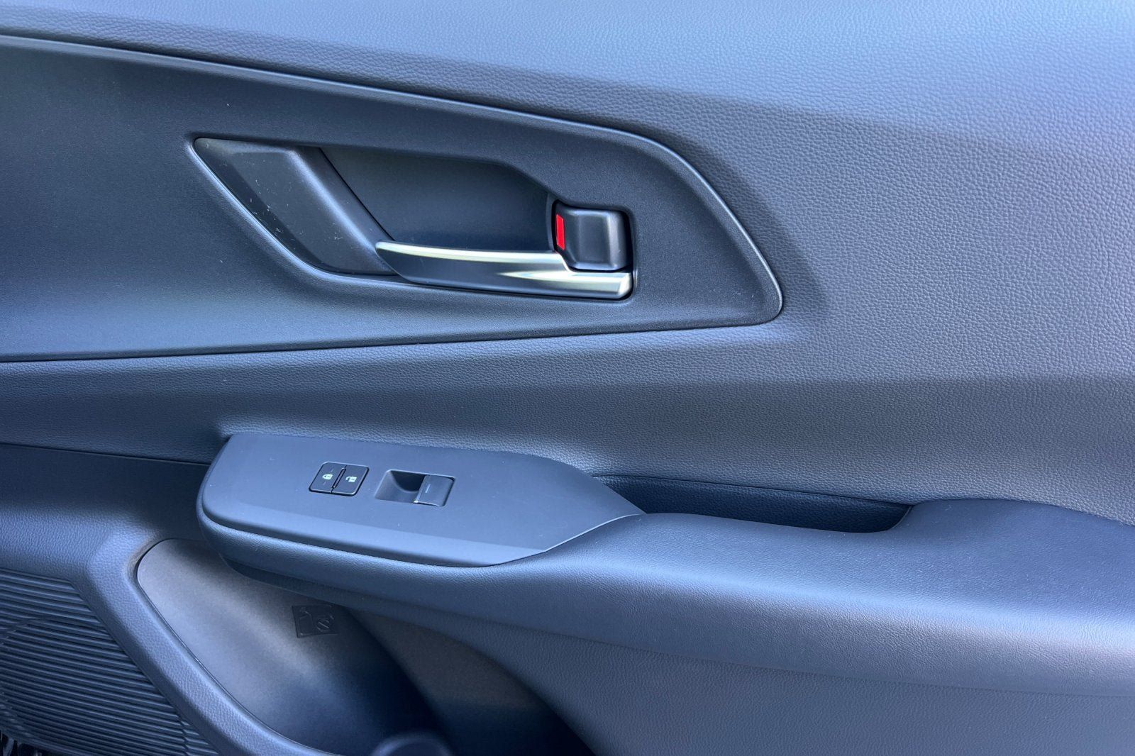 New 2026 Toyota Prius Plug-In Hybrid FWD image 14