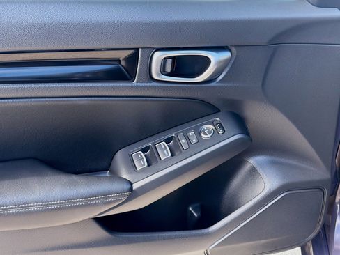 Certified 2024 Honda Civic EX-L image 17