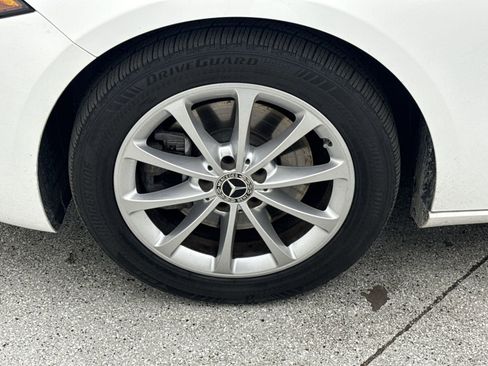 Used 2019 Mercedes-Benz A 220 4MATIC w/ Premium Package image 41