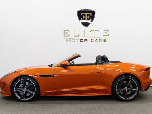 Used 2016 Jaguar F-TYPE R image 2