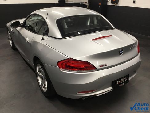 Used 2012 BMW Z4 sDrive28i image 18