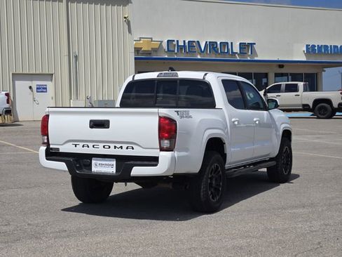 Used 2022 Toyota Tacoma SR w/ SR Convenience Package image 7