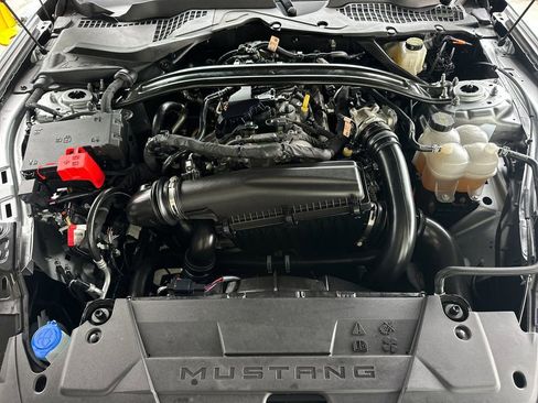 Used 2025 Ford Mustang Convertible image 28