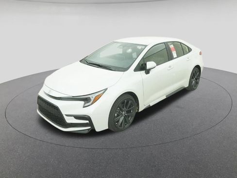 New 2026 Toyota Corolla SE image 1