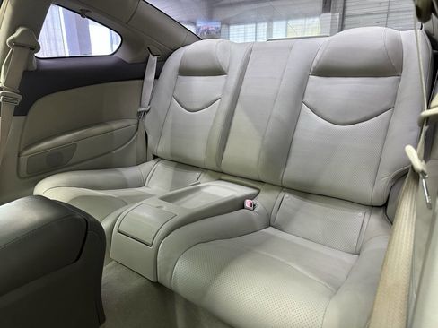 Used 2011 INFINITI G37 Journey w/ Premium Pkg image 12