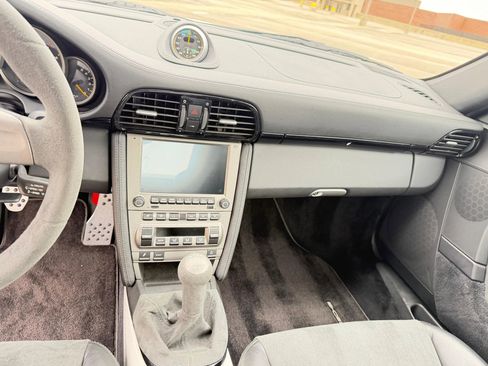 Used 2007 Porsche 911 GT3 image 36