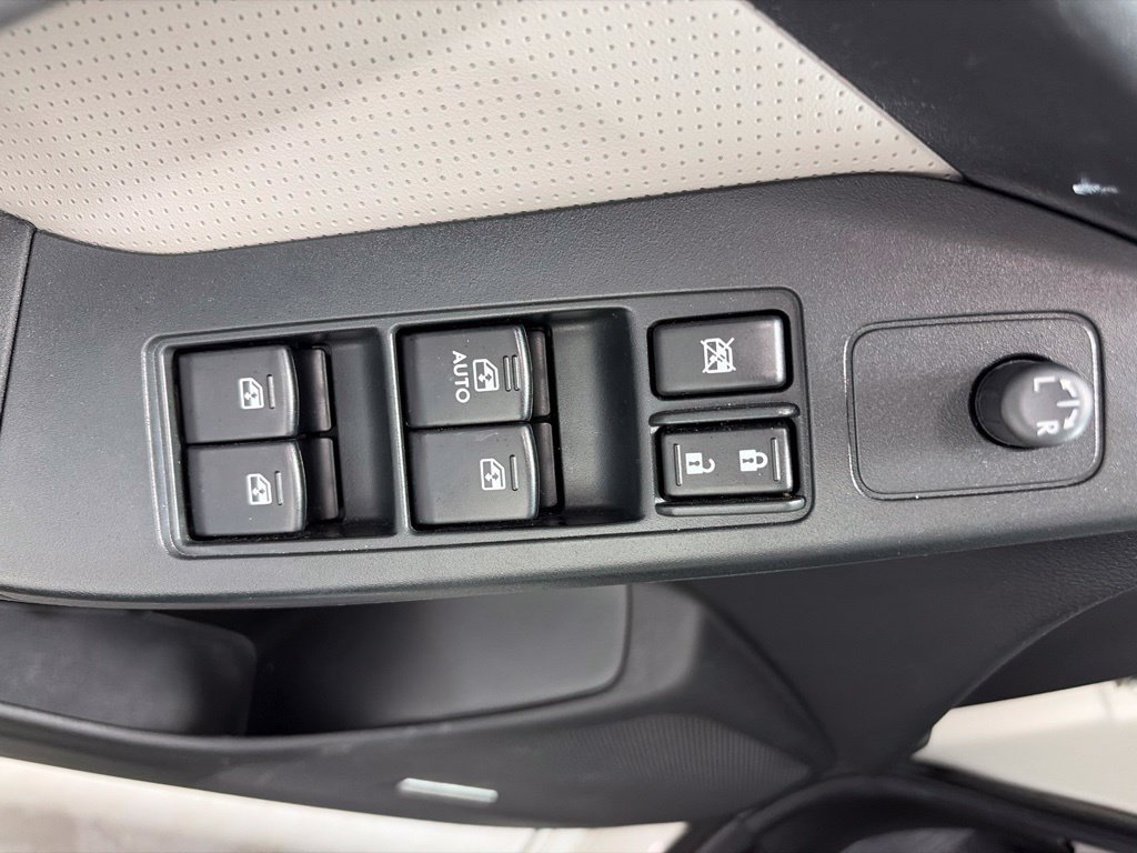 Used 2014 Subaru Forester 2.5i Touring AWD/4WD image 13