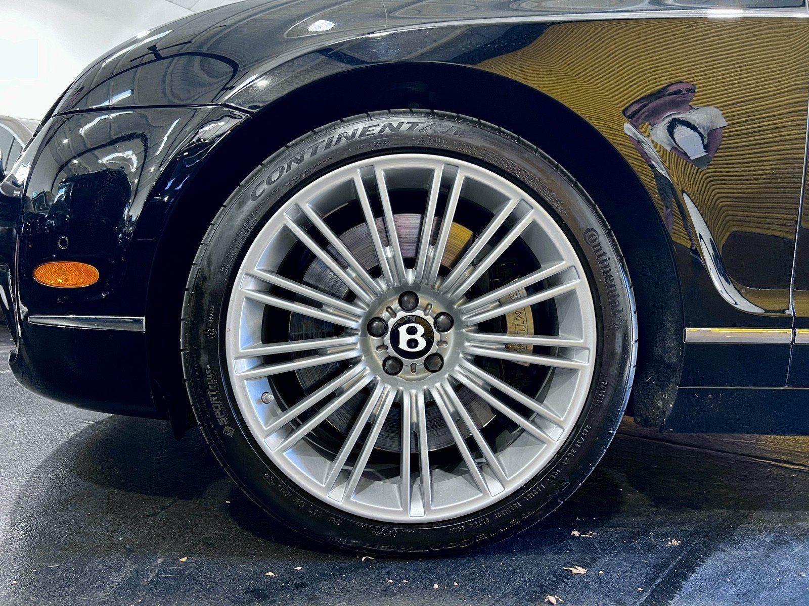 Used 2010 Bentley Flying Spur Flying Spur Speed AWD/4WD image 33