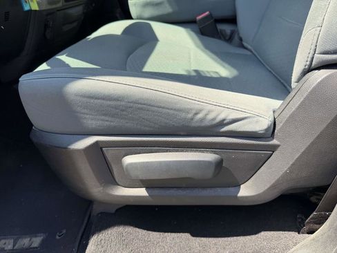 Used 2016 RAM 1500 Express AWD/4WD image 21