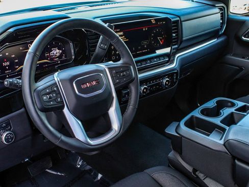 Used 2025 GMC Sierra 1500 Elevation AWD/4WD image 15