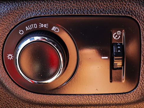 Used 2019 Chevrolet Cruze LS w/ LS Convenience Package FWD image 42
