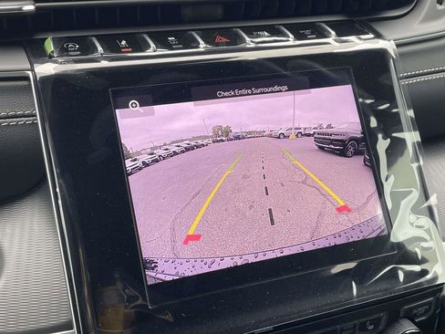 New 2025 Jeep Grand Cherokee Laredo X w/ Luxury Tech Group I image 36