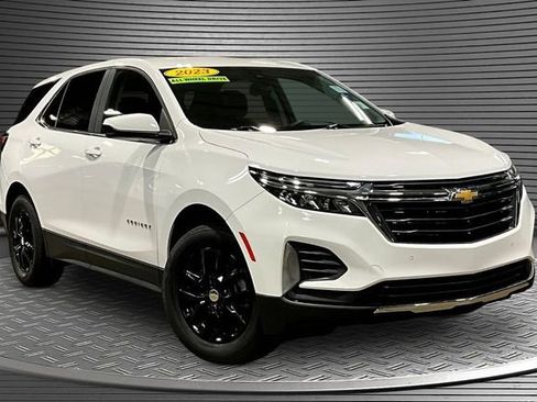 Used 2023 Chevrolet Equinox LT w/ LPO, Floor Liner Package AWD/4WD image 3