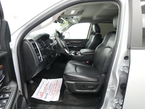 Used 2017 RAM 1500 Laramie AWD/4WD image 15